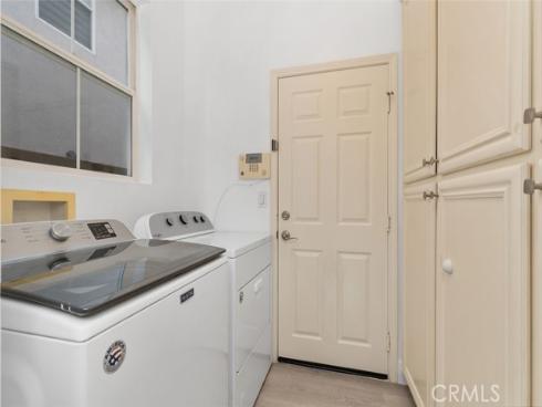 31 Dinuba , Irvine, CA