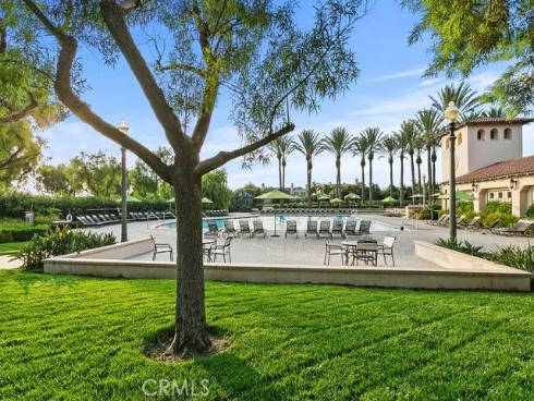 31 Dinuba , Irvine, CA