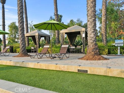 31 Dinuba , Irvine, CA