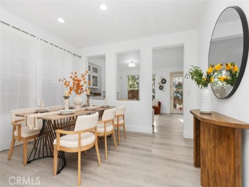 31 Dinuba , Irvine, CA