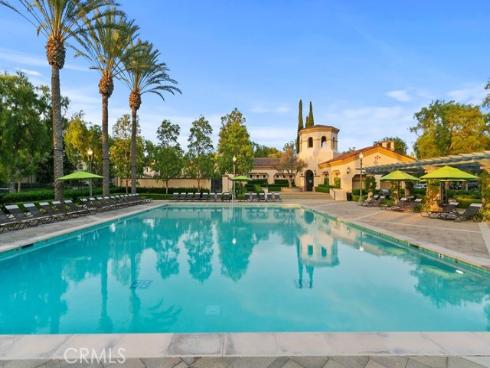 31 Dinuba , Irvine, CA