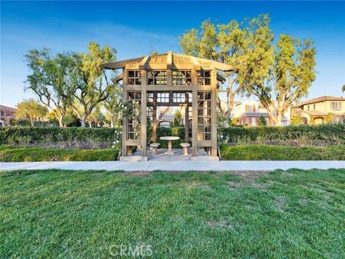 31 Dinuba , Irvine, CA