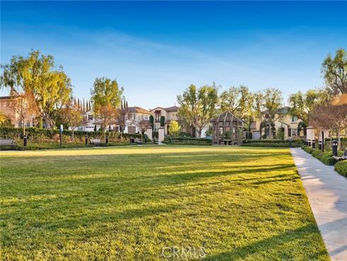 31 Dinuba , Irvine, CA