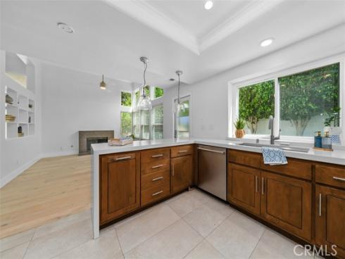 27 Almeria , Irvine, CA