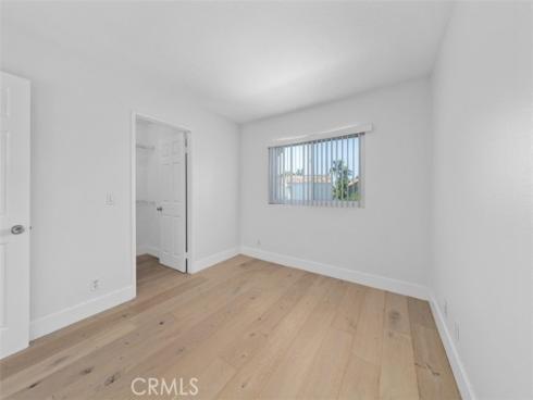 27 Almeria , Irvine, CA