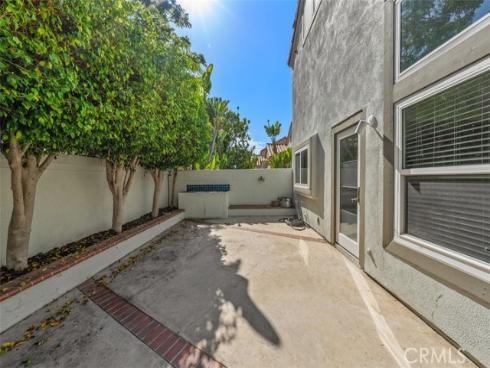27 Almeria , Irvine, CA