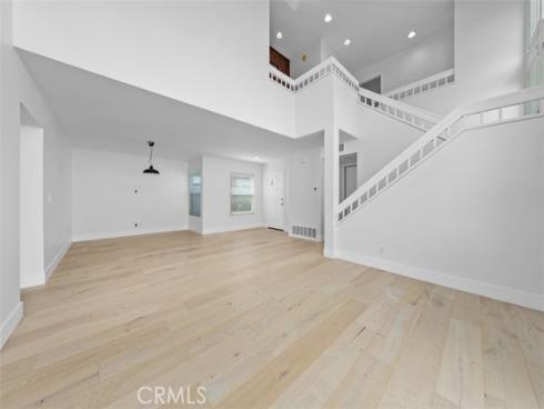 27 Almeria , Irvine, CA