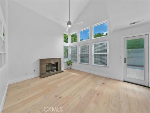 27 Almeria , Irvine, CA