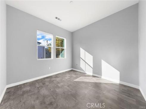 115 Frame , Irvine, CA