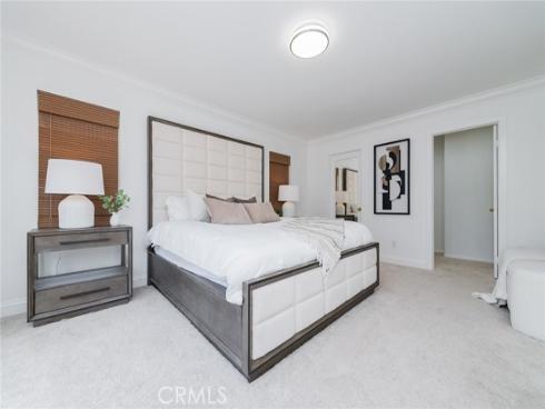 46 Middlebury , Irvine, CA