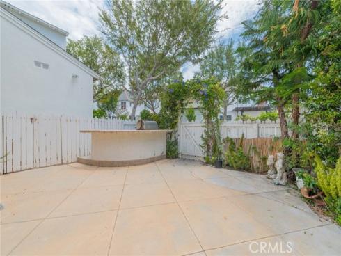 46 Middlebury , Irvine, CA