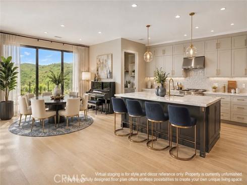 128 Roscomare , Irvine, CA