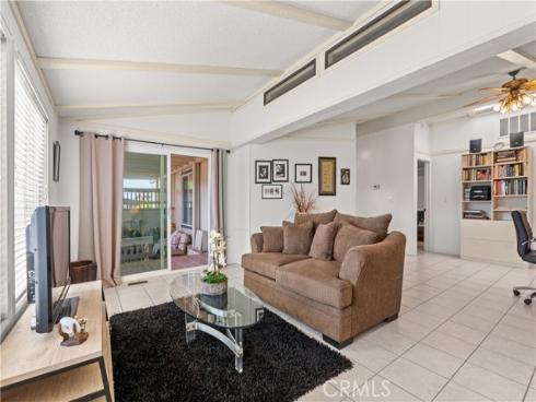 5200 Irvine 179 Boulevard, Irvine, CA