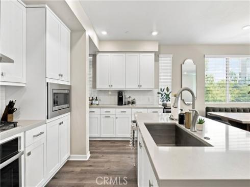 227 Bowery , Irvine, CA