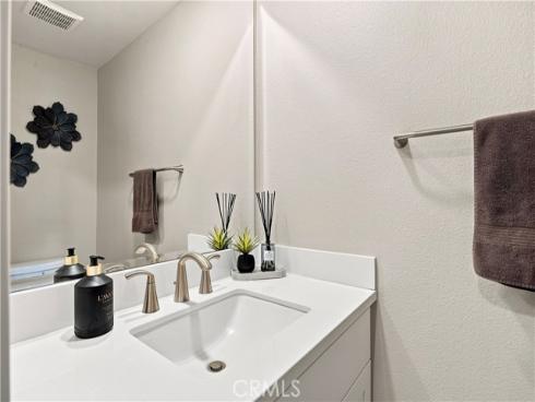 227 Bowery , Irvine, CA