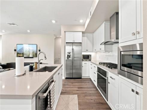 227 Bowery , Irvine, CA