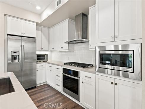 227 Bowery , Irvine, CA