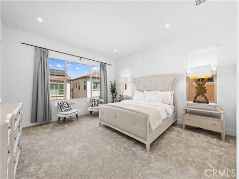 106 Glydon , Irvine, CA