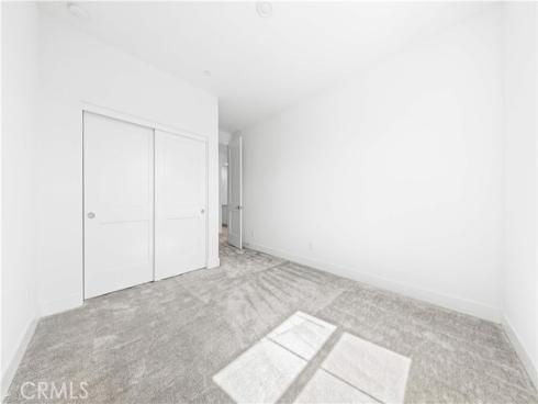 106 Glydon , Irvine, CA