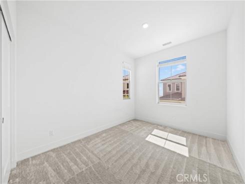 106 Glydon , Irvine, CA