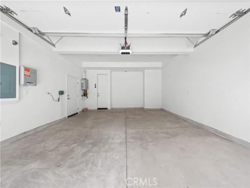 106 Glydon , Irvine, CA