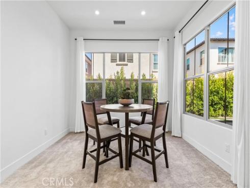 106 Glydon , Irvine, CA