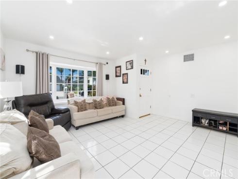 4331 Rafael , Irvine, CA