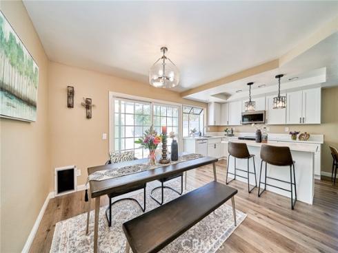 24 Atherton , Irvine, CA