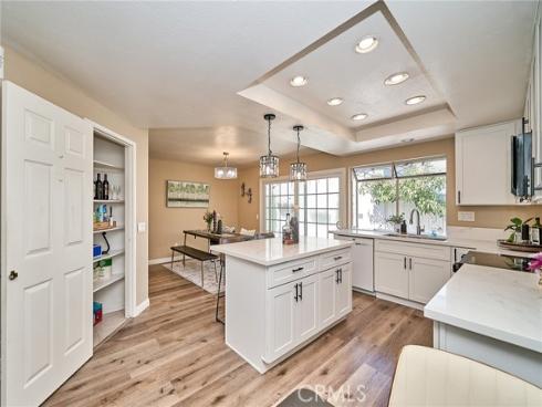 24 Atherton , Irvine, CA