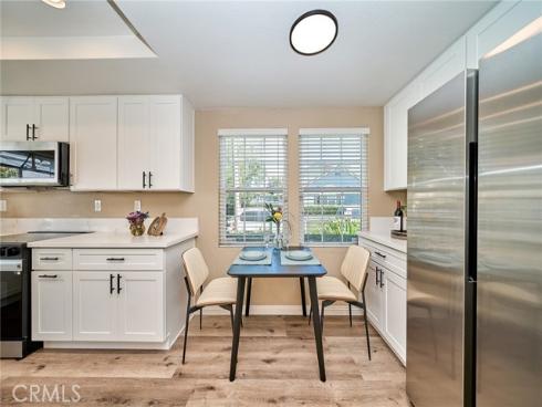 24 Atherton , Irvine, CA