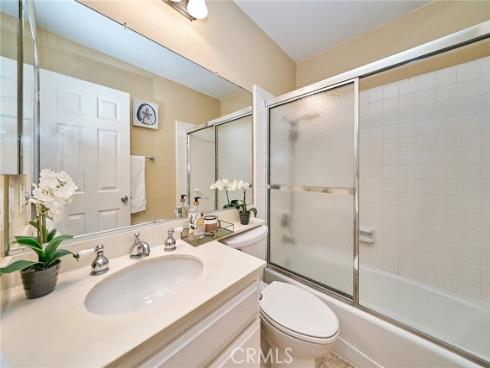 24 Atherton , Irvine, CA