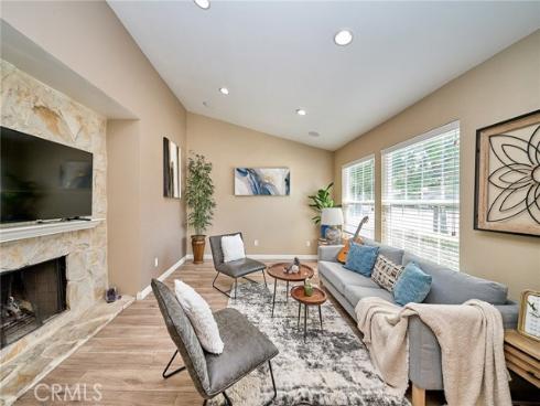 24 Atherton , Irvine, CA