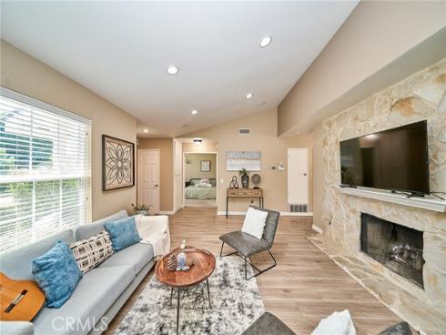 24 Atherton , Irvine, CA