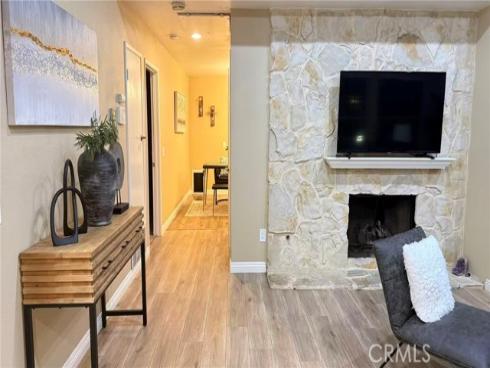 24 Atherton , Irvine, CA