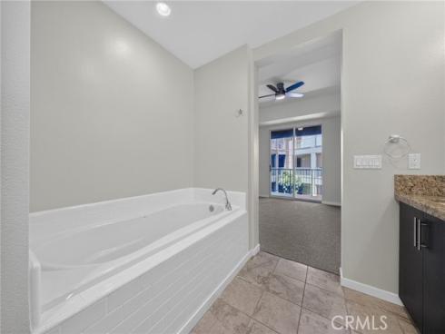 21 Gramercy 309 , Irvine, CA