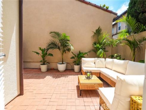 46 Arborside , Irvine, CA