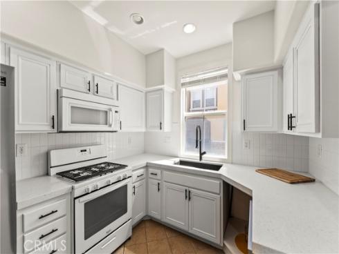 607 Terra Bella , Irvine, CA