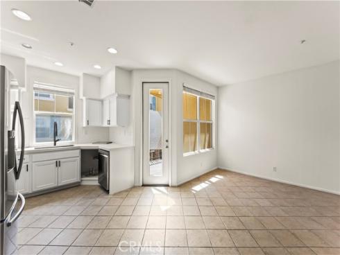607 Terra Bella , Irvine, CA