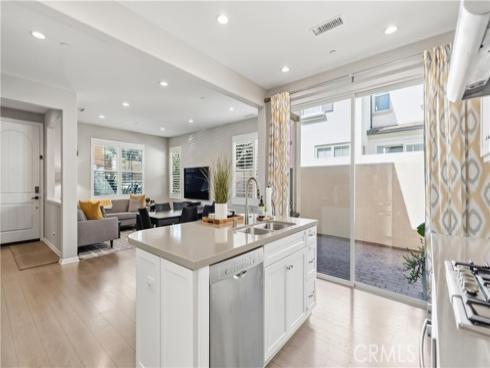 66 Fairymoss , Irvine, CA