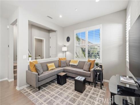 66 Fairymoss , Irvine, CA