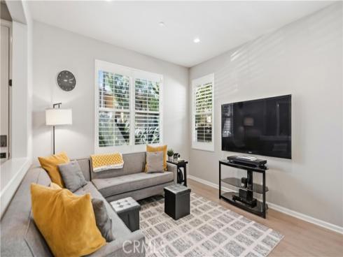 66 Fairymoss , Irvine, CA