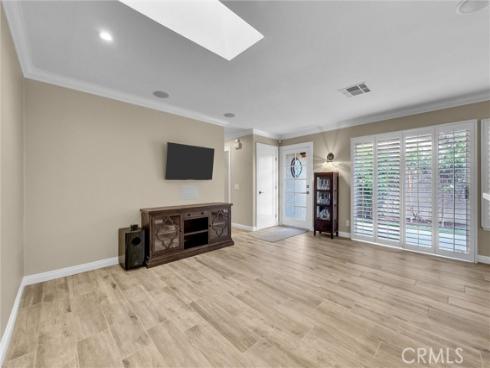 146 Orchard , Irvine, CA
