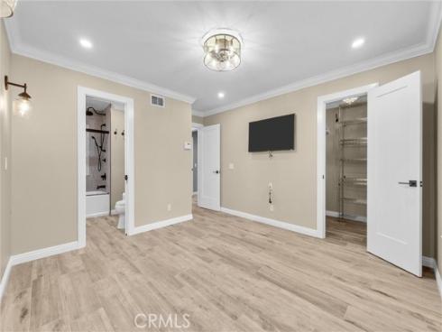146 Orchard , Irvine, CA