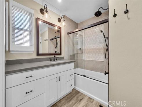 146 Orchard , Irvine, CA