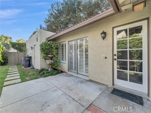 146 Orchard , Irvine, CA