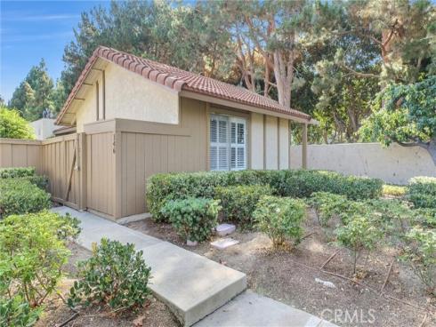 146 Orchard , Irvine, CA