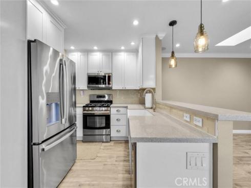 146 Orchard , Irvine, CA