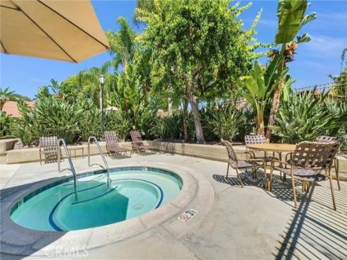 146 Orchard , Irvine, CA