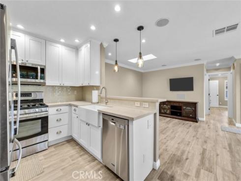 146 Orchard , Irvine, CA