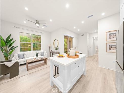 143 Coastal Gdn , Irvine, CA